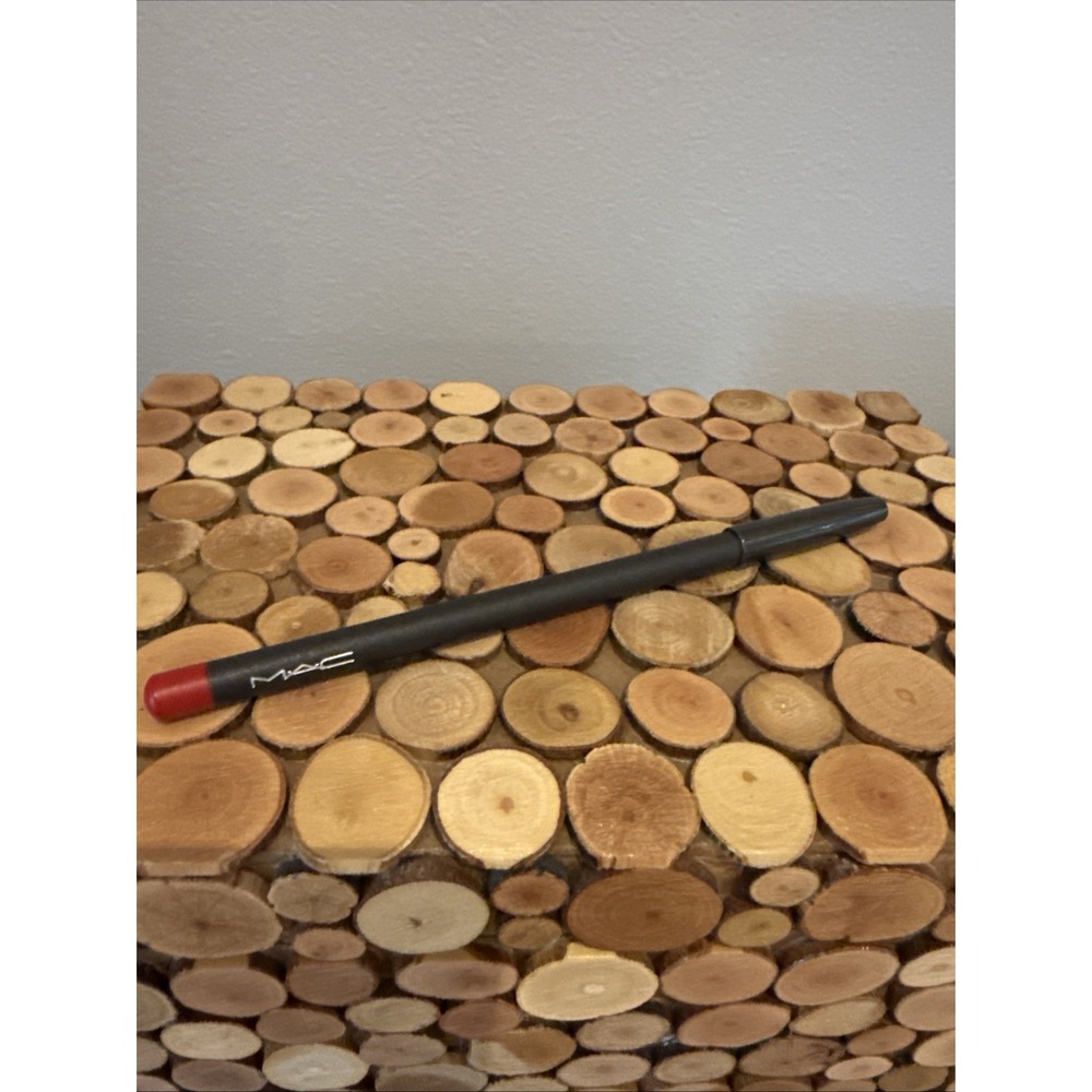 MAC Lip Pencil Crayon Cherry 1.45g full size NWOB